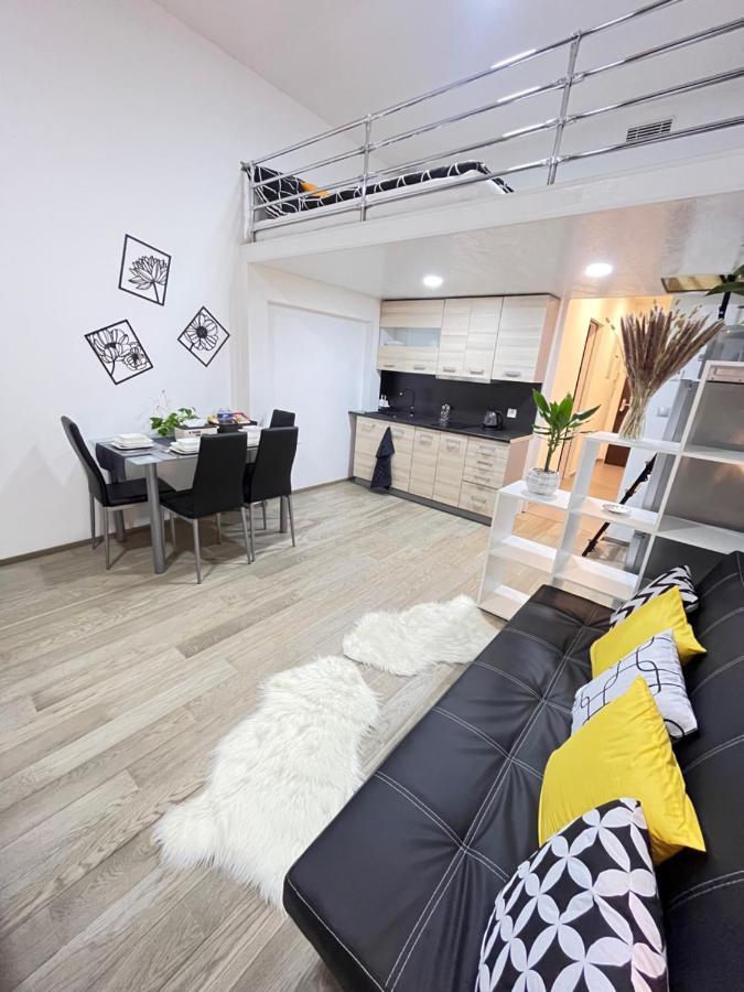 Vit Apartment - Free Parking - O2 Arena Prague Ngoại thất bức ảnh