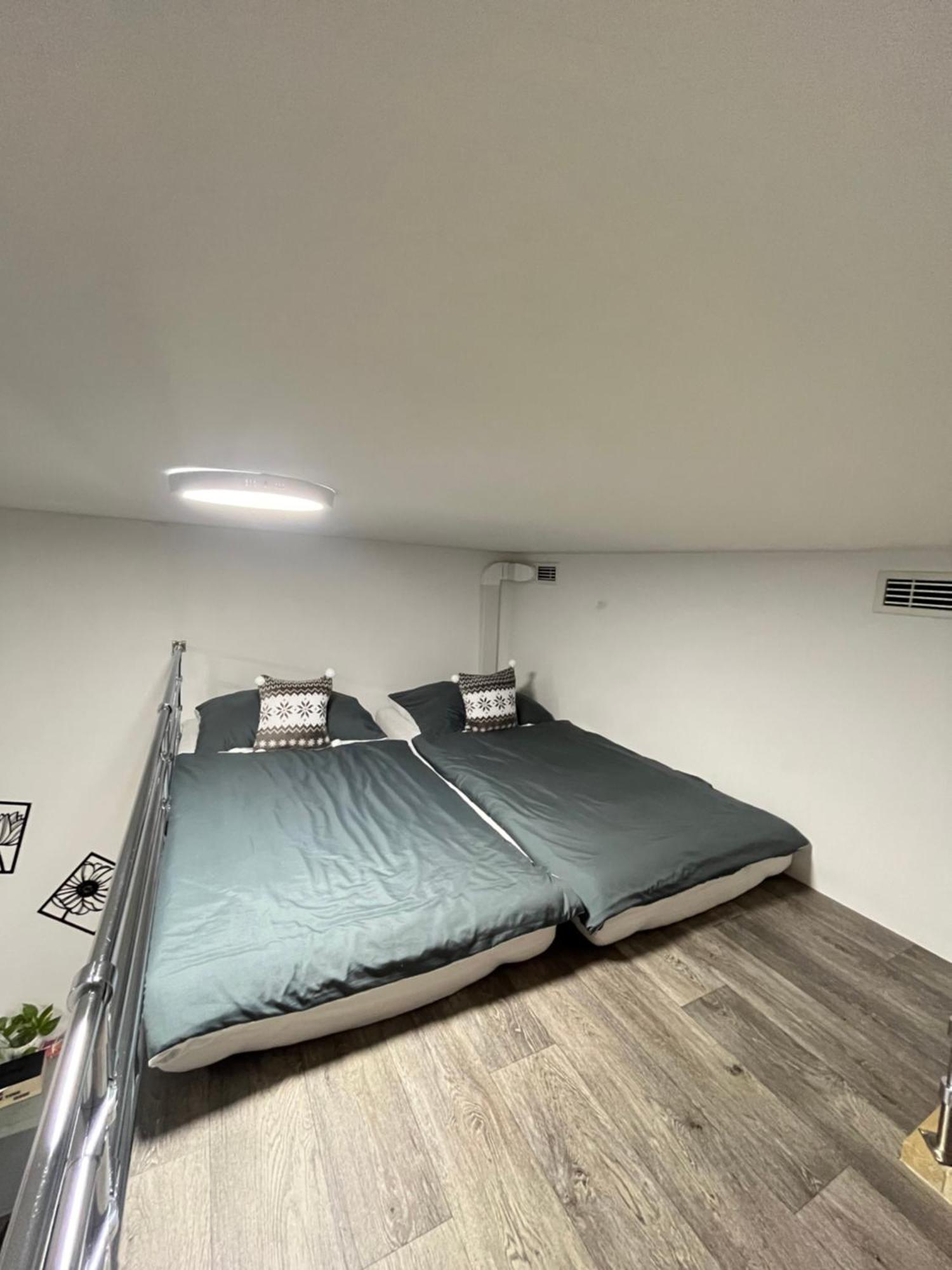 Vit Apartment - Free Parking - O2 Arena Prague Ngoại thất bức ảnh